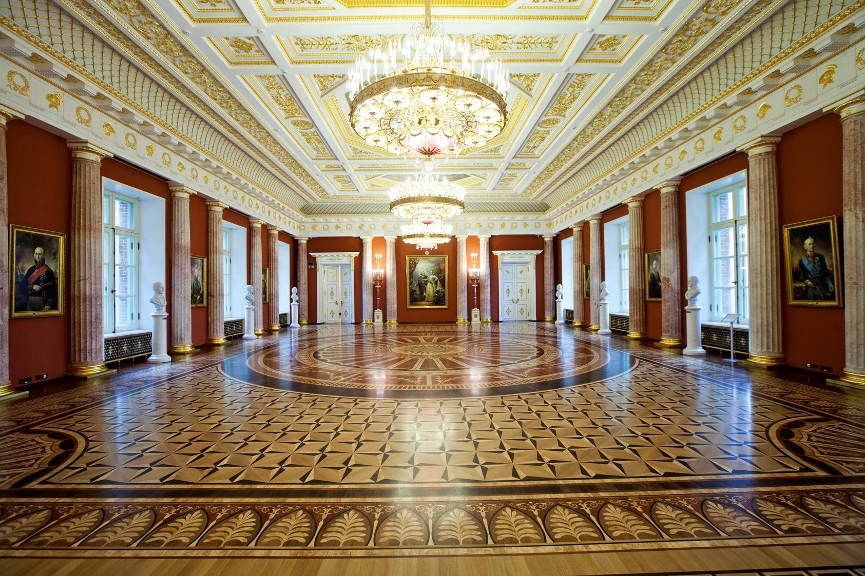 Малый дворец в Царицыно овальный зал